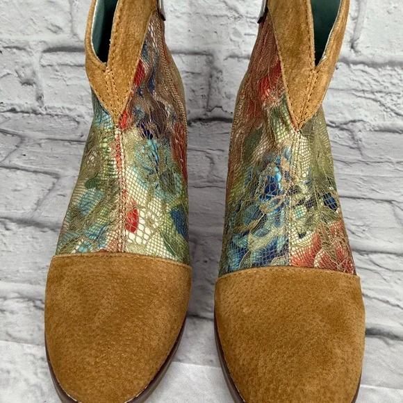 L’Artiste Spring Step Lace & Suede heeled Boots Size 36 US 6 side zip closure EC - Picture 7 of 9